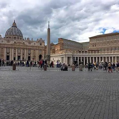 Affreschi A San Pietro