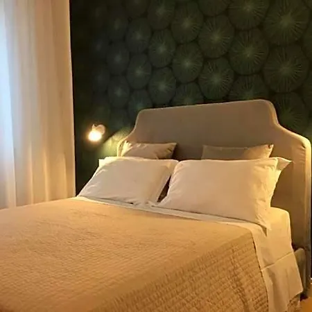 Affreschi A San Pietro Bed & Breakfast 4*