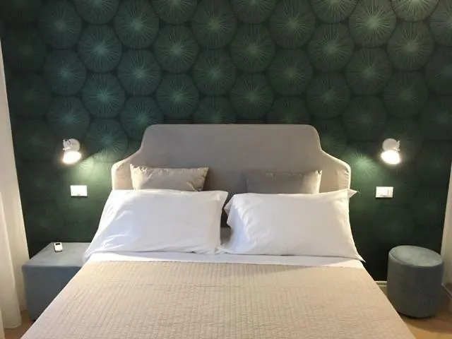 Affreschi A San Pietro 4*